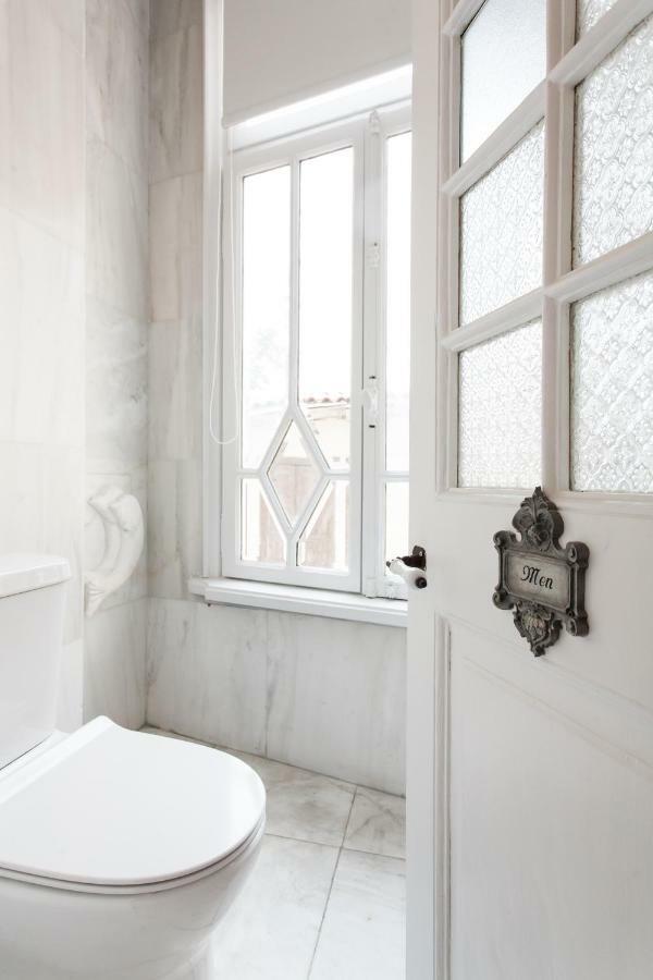Step One | Luxury Suites Right In The Heart Of Acropolis Next To Metro Station Athena Bagian luar foto