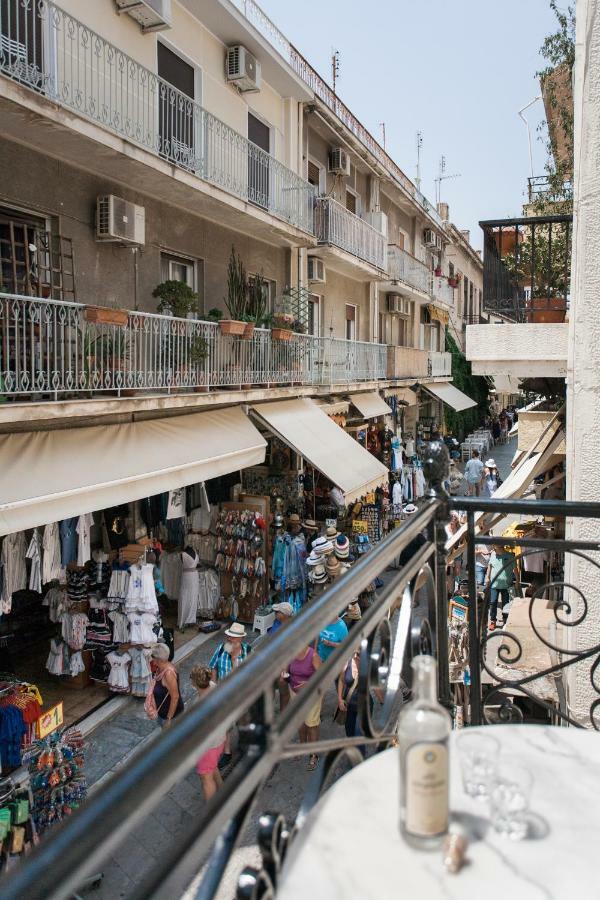 Step One | Luxury Suites Right In The Heart Of Acropolis Next To Metro Station Athena Bagian luar foto