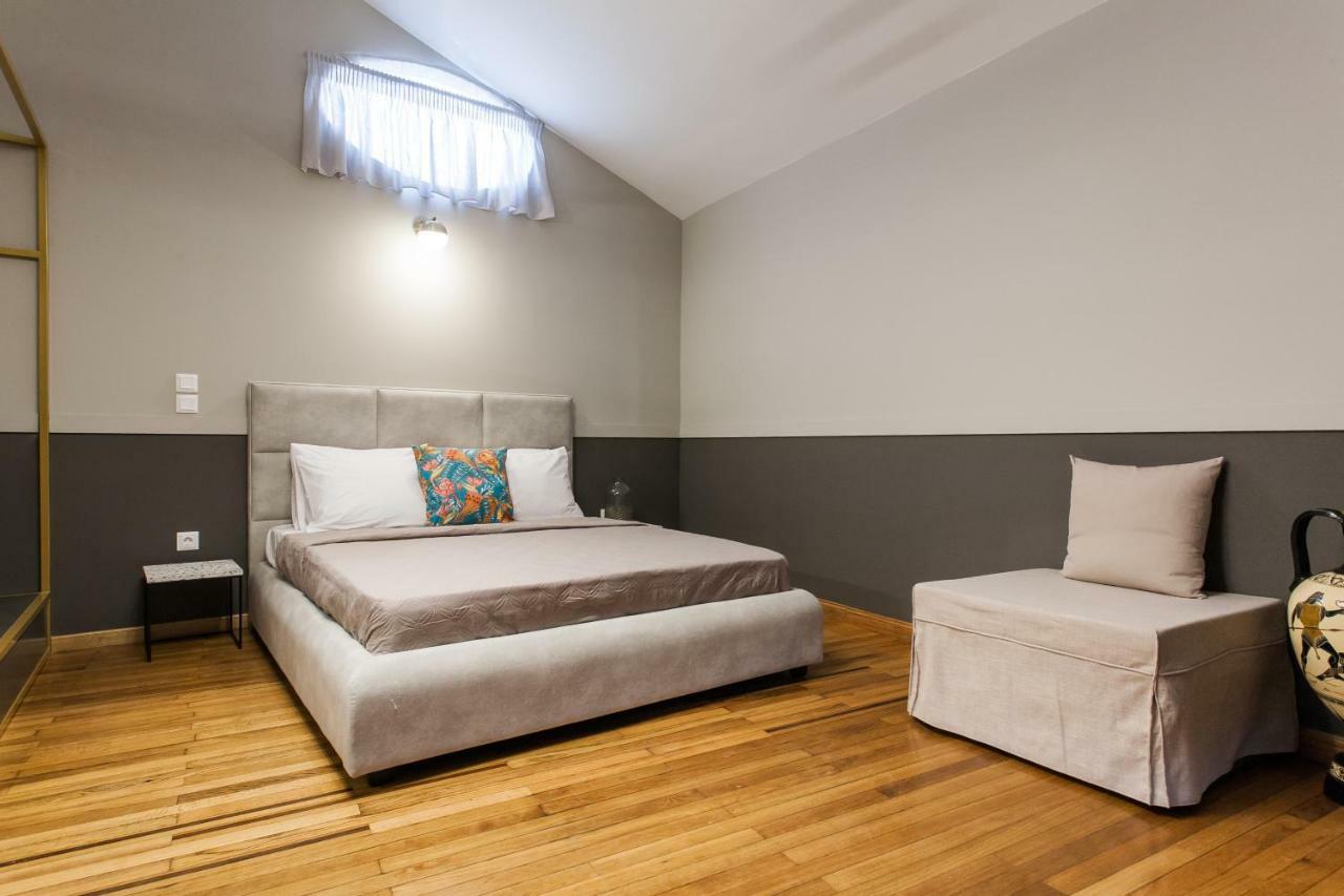 Step One | Luxury Suites Right In The Heart Of Acropolis Next To Metro Station Athena Bagian luar foto